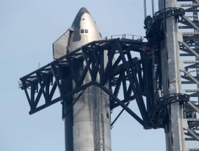 SpaceX第五次星际飞船试飞：超重型助推器返回的历史性时刻